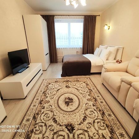 Comfort Apartments - Bright Family Suite Hrodna Exterior foto