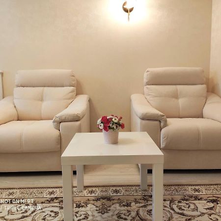 Comfort Apartments - Bright Family Suite Hrodna Exterior foto