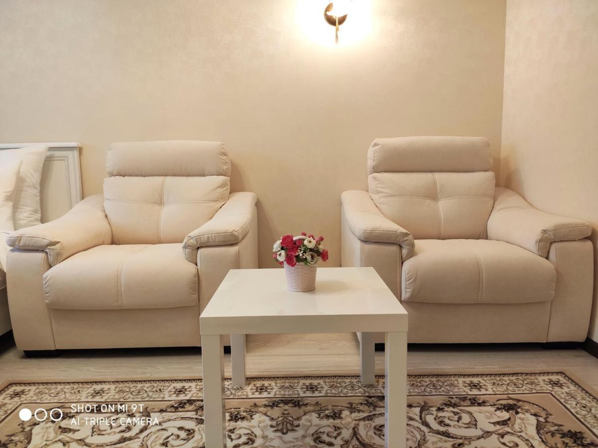 Comfort Apartments - Bright Family Suite Hrodna Exterior foto